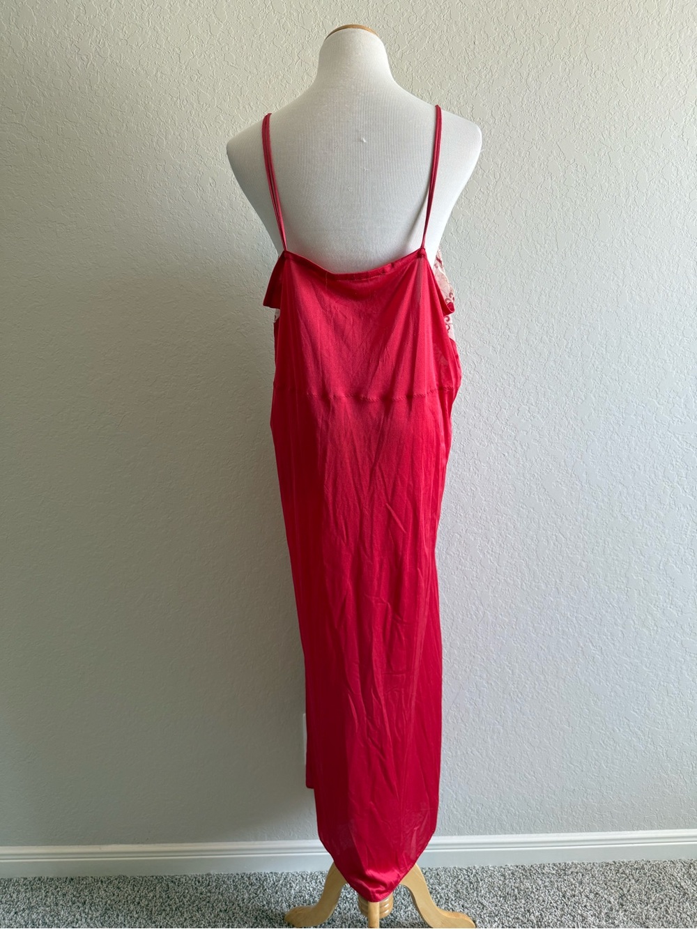 Vintage Lace Coral Chemise Nightgown - Picture 4 of 11